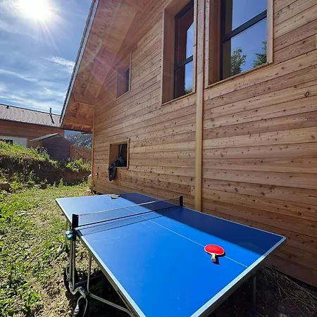 Chalet Chalet Cosy Et Neuf, 5 Min Des Stations De Ski, Poele A Bois *